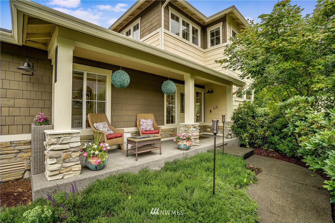 17054 164th Way Southeast Renton, WA 98058 - Photo 2 of 25 Gallery Image 2