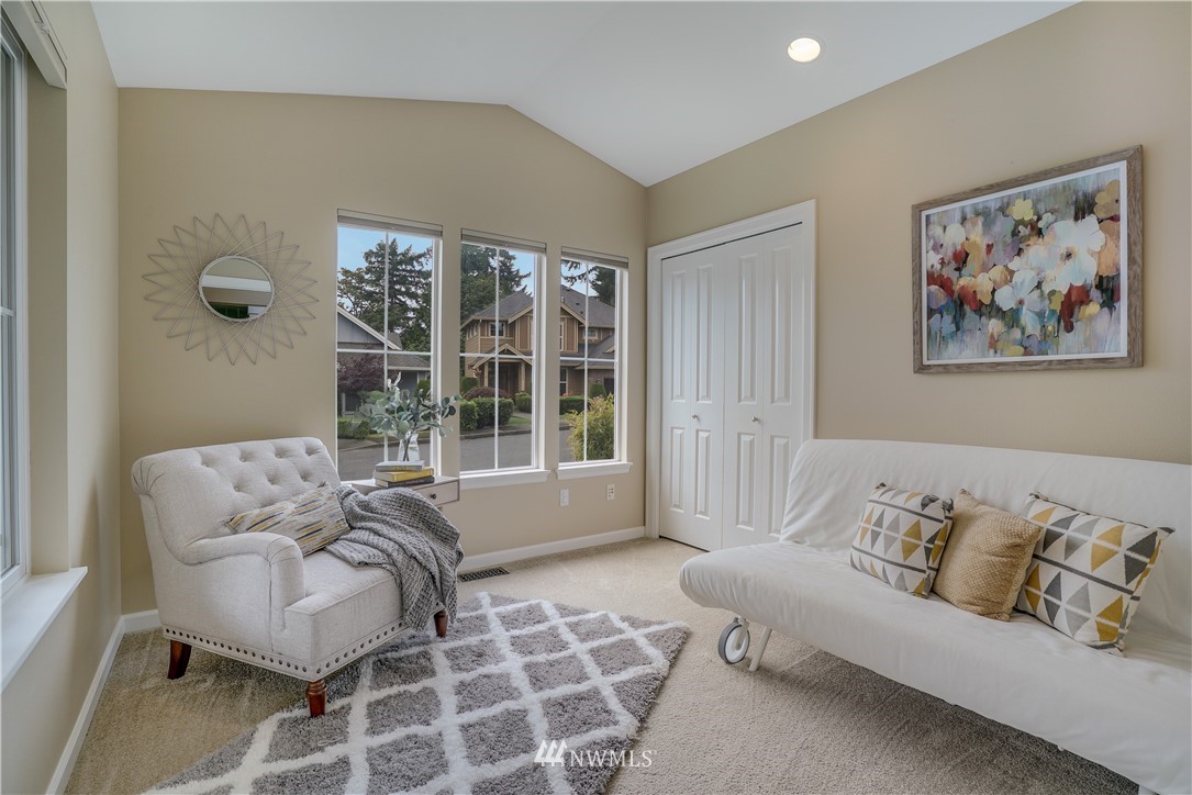 17054 164th Way Southeast Renton, WA 98058 - Photo 13 of 25 Gallery Image 13