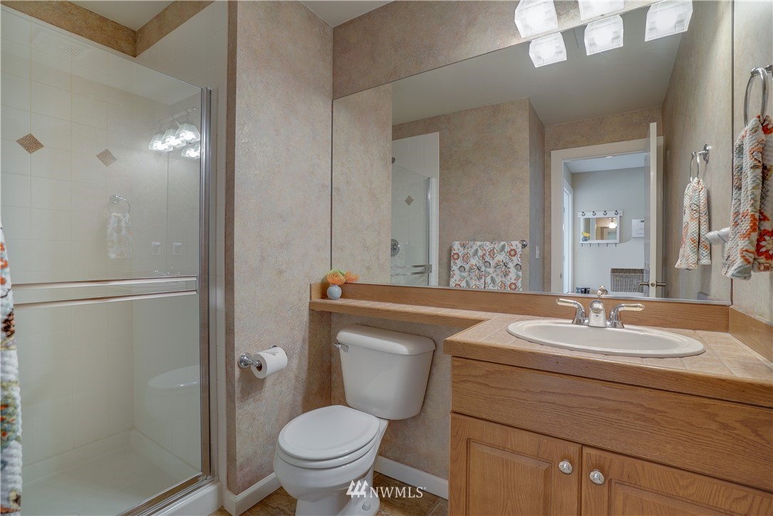 17054 164th Way Southeast Renton, WA 98058 - Photo 14 of 25 Gallery Image 14
