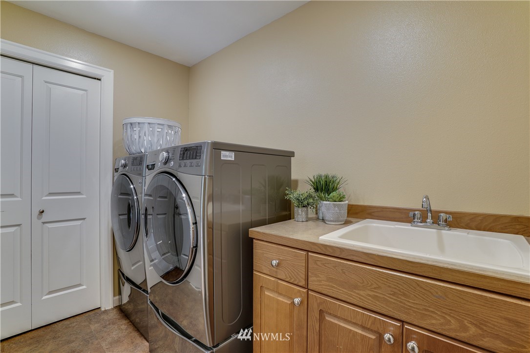 17054 164th Way Southeast Renton, WA 98058 - Photo 23 of 25 Gallery Image 23