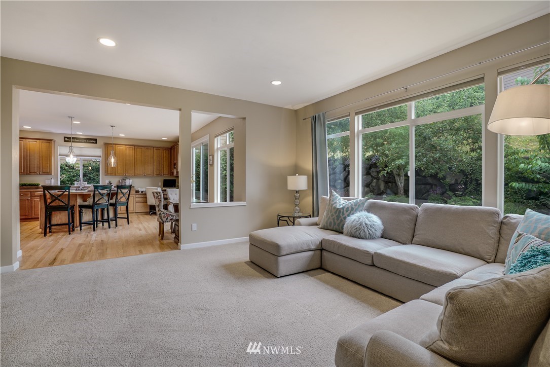 17054 164th Way Southeast Renton, WA 98058 - Photo 10 of 25 Gallery Image 10