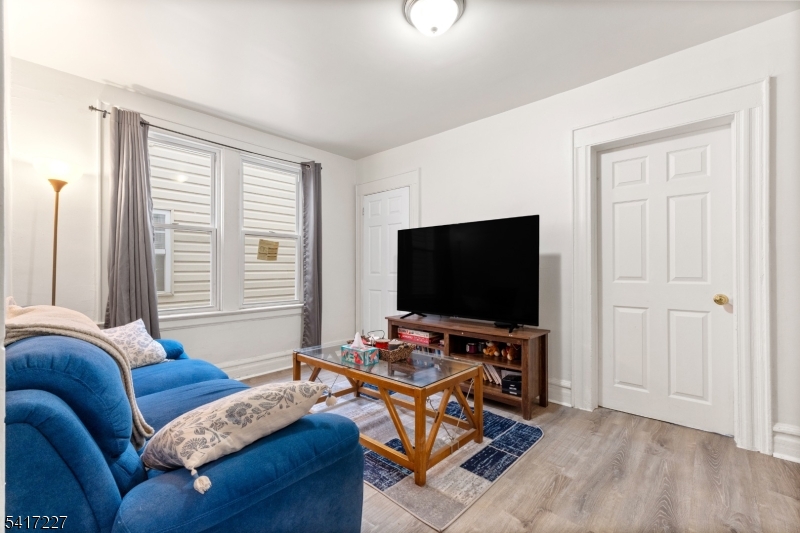 92 South Devine Street, Unit 2 Newark, NJ 07106 - Photo 11 of 33