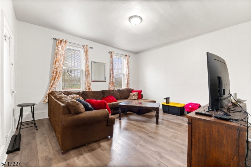 92 South Devine Street, Unit 2 Newark, NJ 07106 - Photo 15 of 33