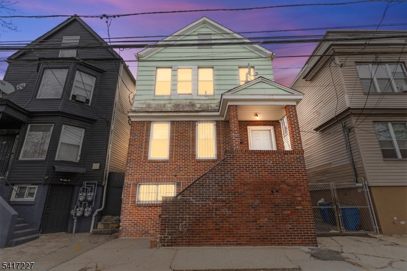 92 South Devine Street, Unit 2 Newark, NJ 07106 - Photo 33 of 33