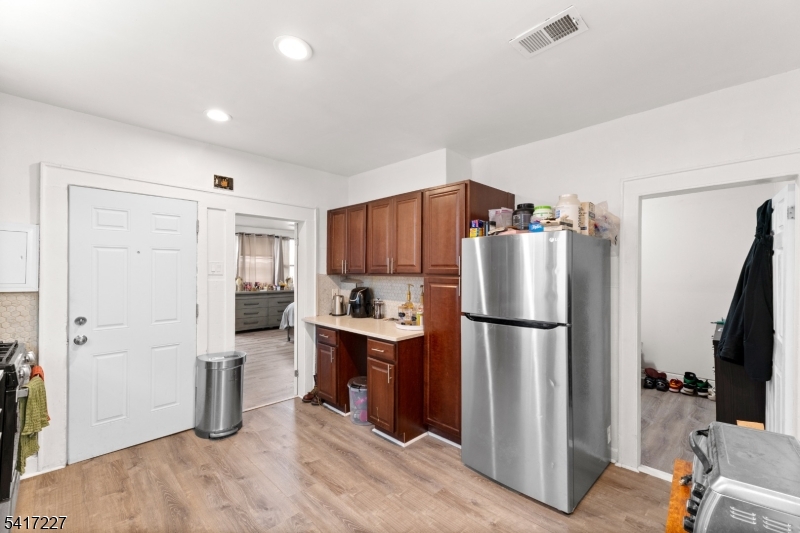 92 South Devine Street, Unit 2 Newark, NJ 07106 - Photo 6 of 33