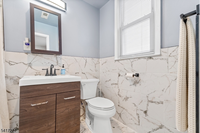 92 South Devine Street, Unit 2 Newark, NJ 07106 - Photo 7 of 33