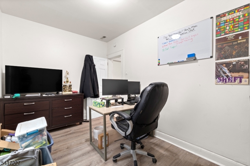92 South Devine Street, Unit 2 Newark, NJ 07106 - Photo 10 of 33