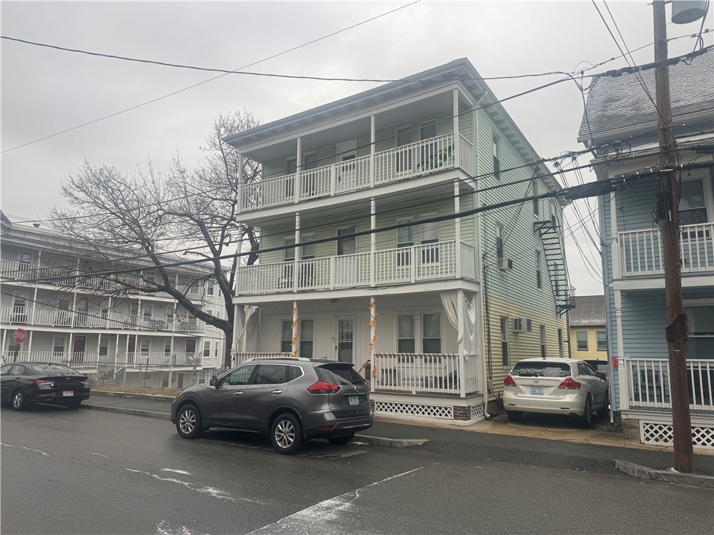 37 Central Street Lincoln, RI 02838 - Photo 1 of 15