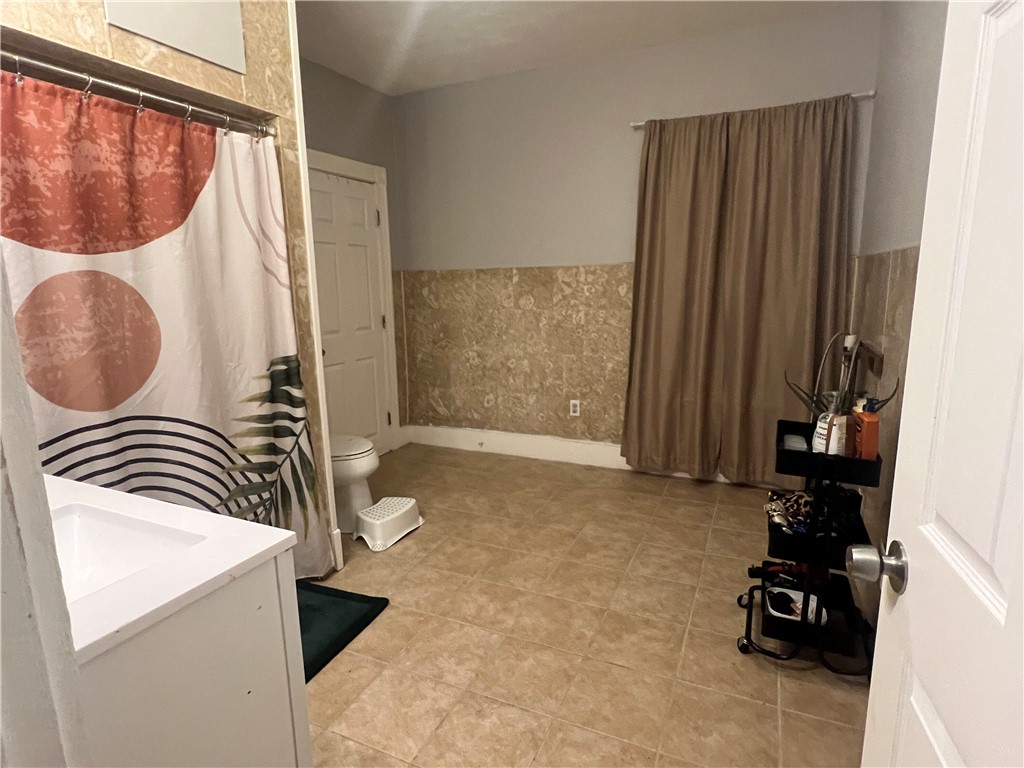 37 Central Street Lincoln, RI 02838 - Photo 6 of 15