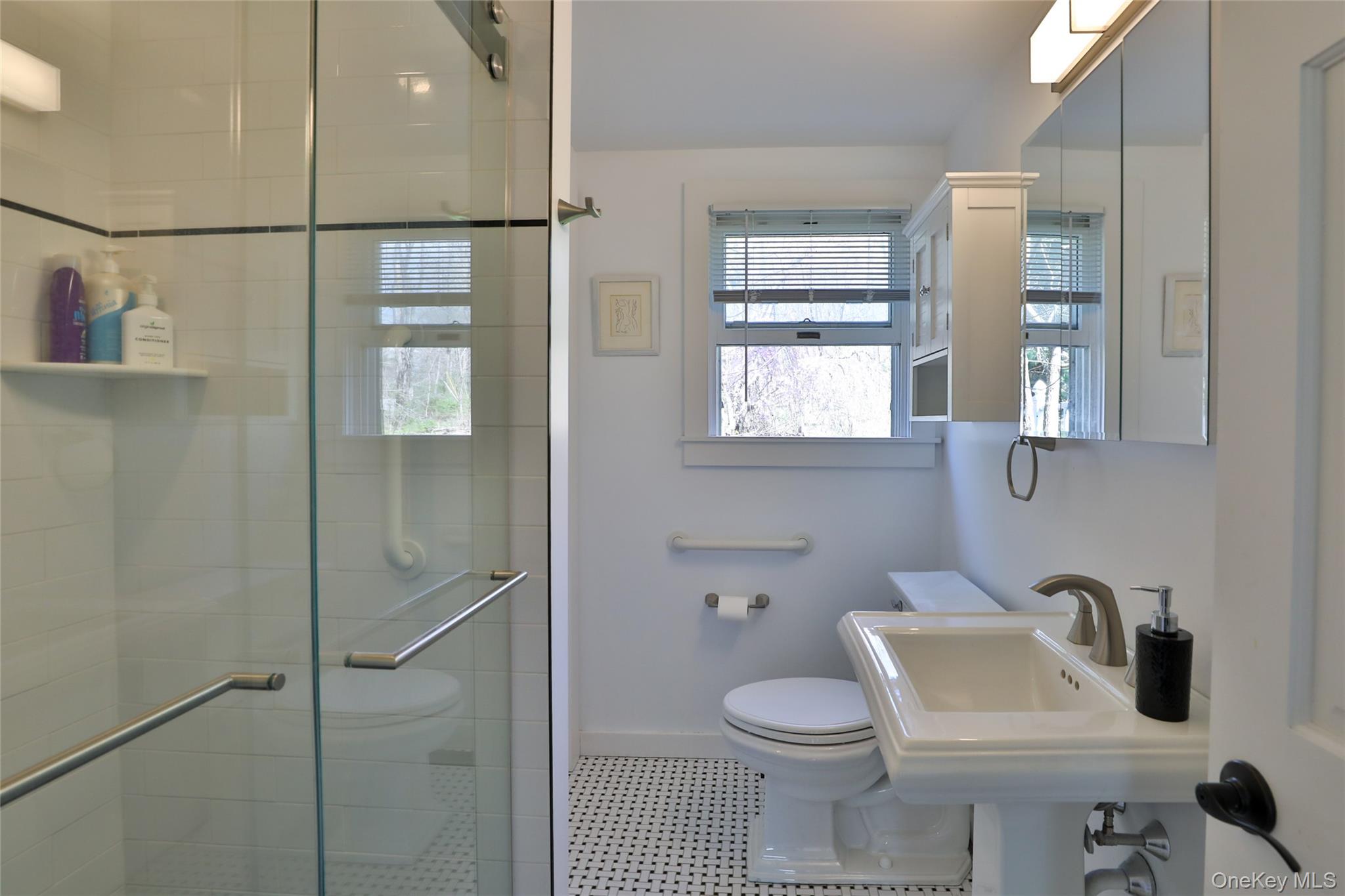 176 Williams Road Red Hook, NY 12571 - Photo 16 of 41