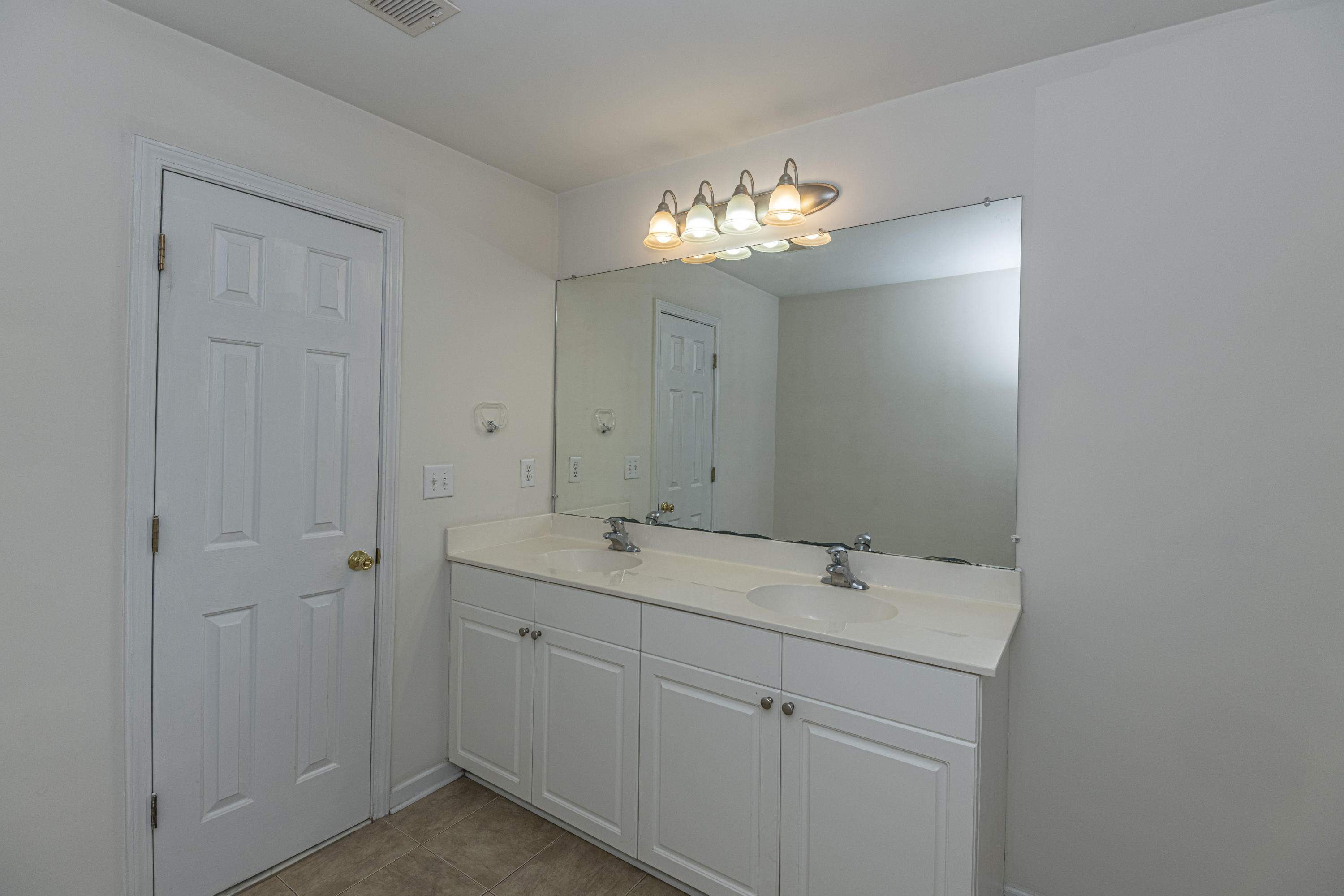 146 Sanders Road Ridgeville, SC 29472 - Photo 29 of 41 DSC_5015