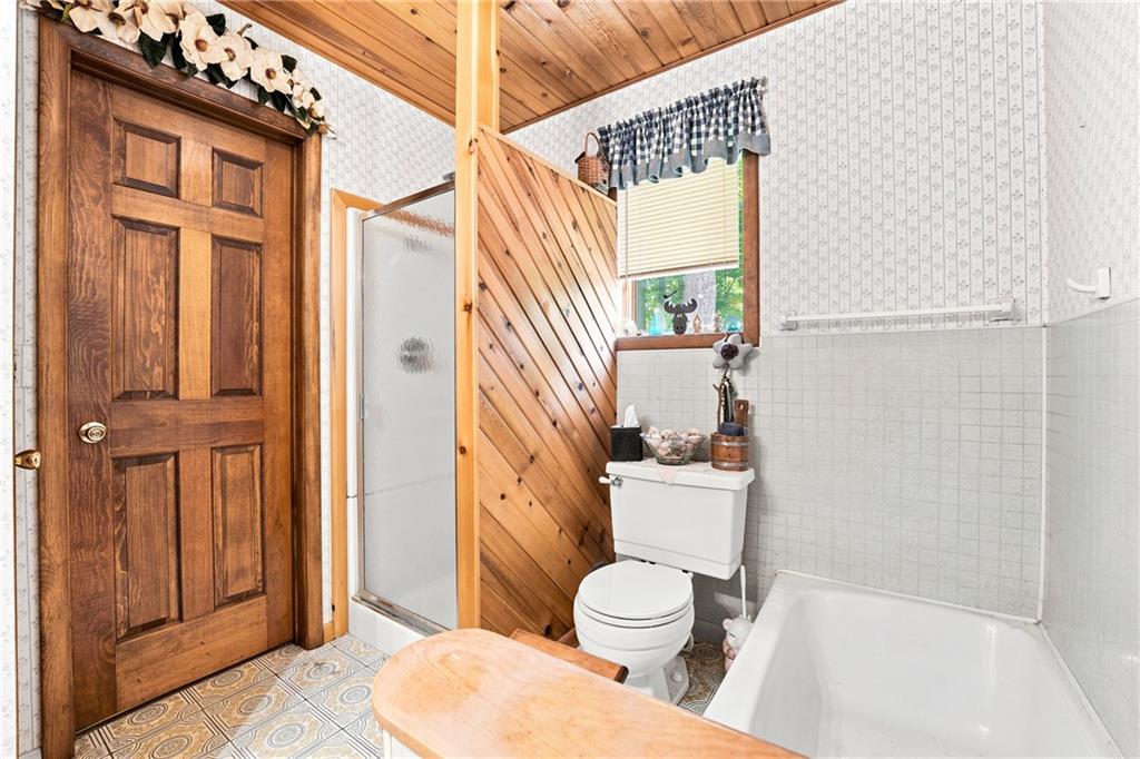 3109 Lake Road New Castle, PA 16102 - Photo 21 of 30 Gallery Image 21