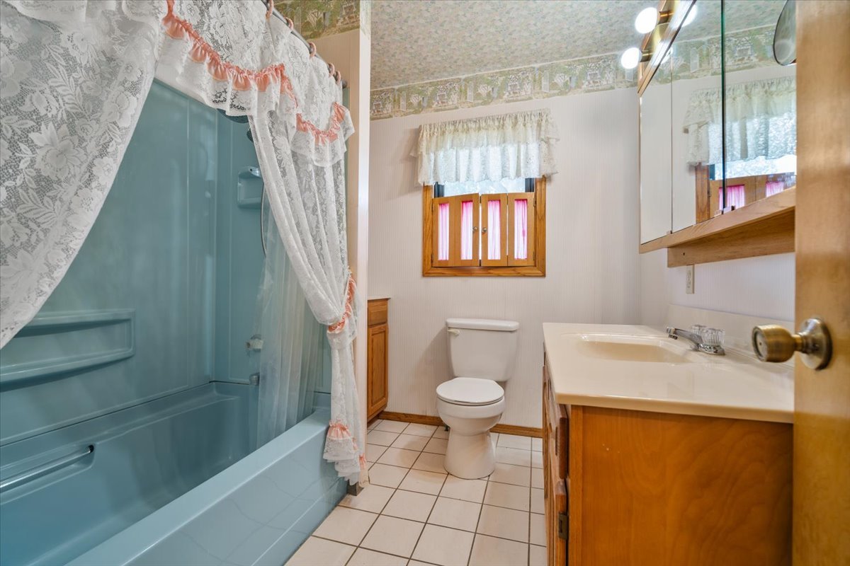 23875 East Th Road North Cropsey, IL 61731 - Photo 24 of 54