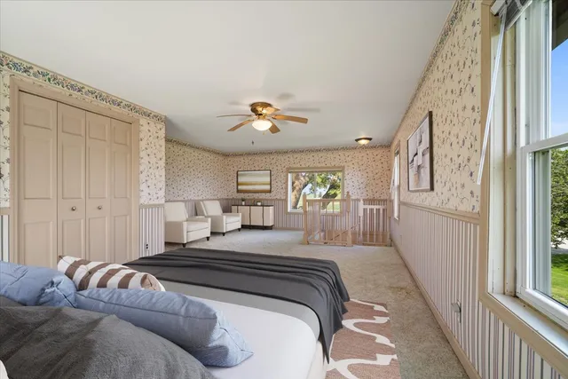 a view of a pathway with a yard