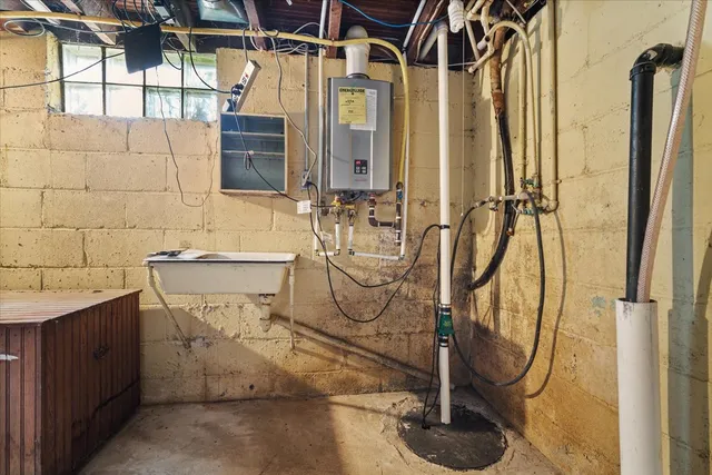 a picture of a bathroom with a sink