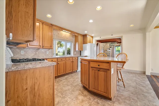 $340,000 | 23875 East Th Road North, Cropsey, IL 61731