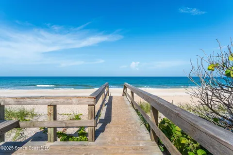 a picture of floor plan