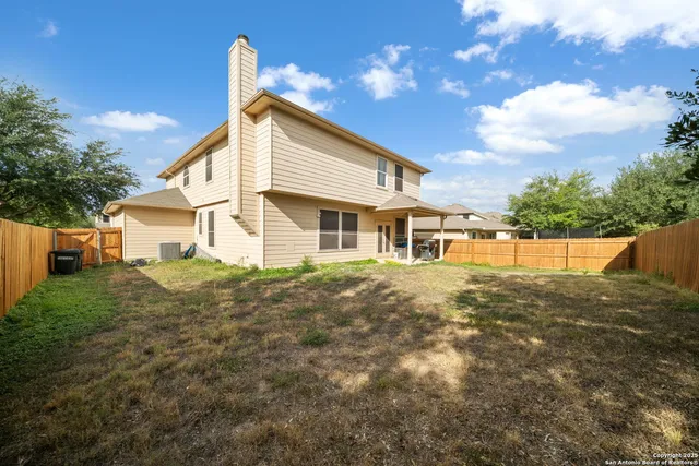 $319,999 | 757 Clearbrook Avenue, Schertz, TX 78108