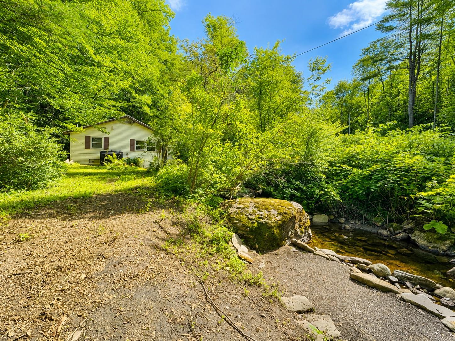173 Beaver Meadow Road West Fairlee, VT 05083 - Photo 23 of 25
