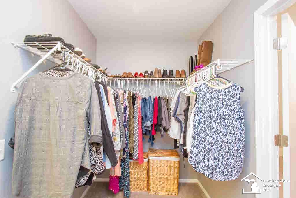 917 Hunting Creek Road Temperance, MI 48182 - Photo 26 of 42 21175752-25.JPG
