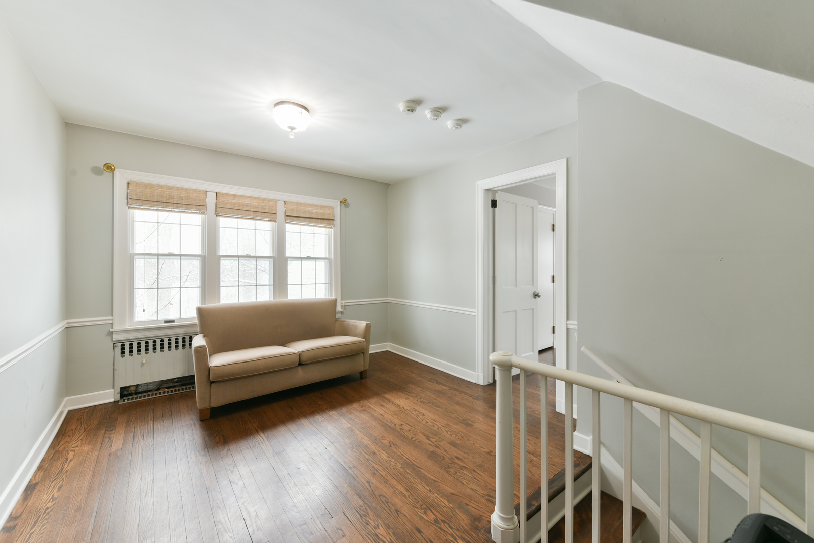 710 Walden Road Winnetka, IL 60093 - Photo 17 of 28 a living room with furniture and a hard wood floor