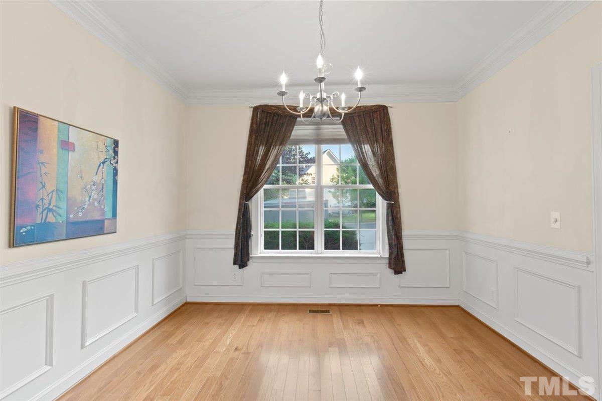 1409 Crete Drive Raleigh, NC 27606 - Photo 7 of 45 Gallery Image 7