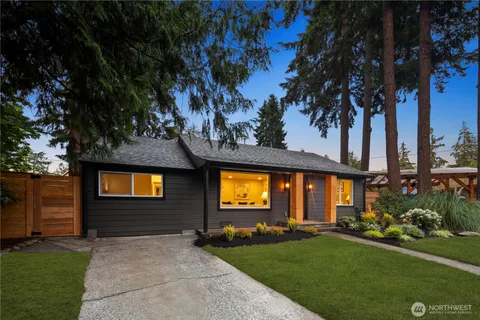 $850,000 | 12520 24th Avenue Northeast, Seattle, WA 98125