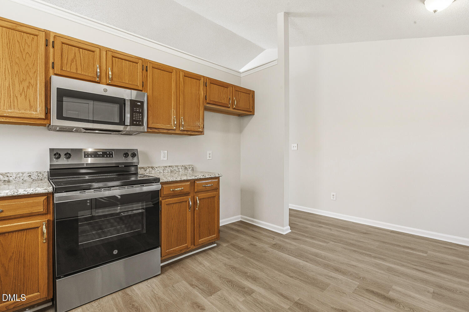 5709 Angelfish Court Raleigh, NC 27610 - Photo 15 of 35 015