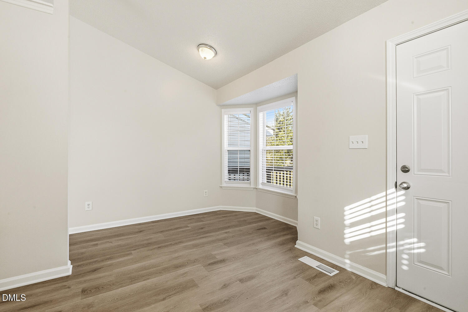5709 Angelfish Court Raleigh, NC 27610 - Photo 16 of 35 016