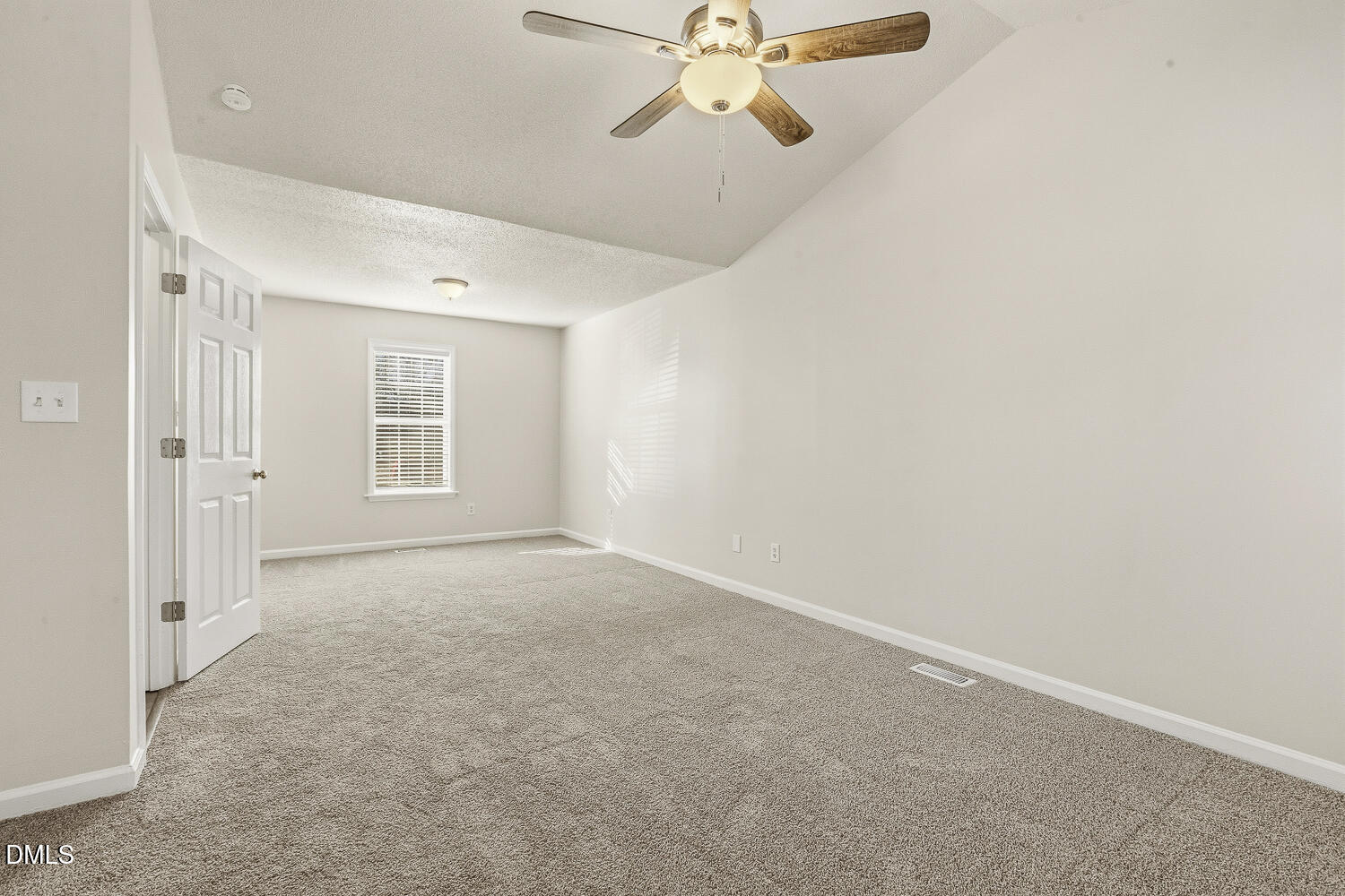 5709 Angelfish Court Raleigh, NC 27610 - Photo 18 of 35 018