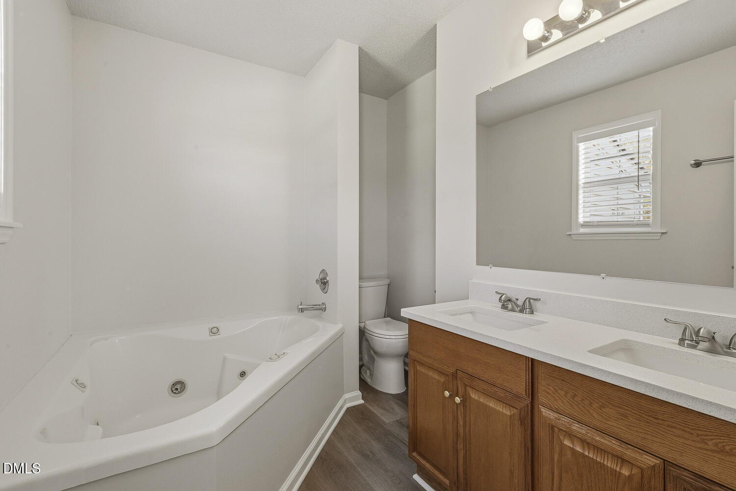 5709 Angelfish Court Raleigh, NC 27610 - Photo 23 of 35 023