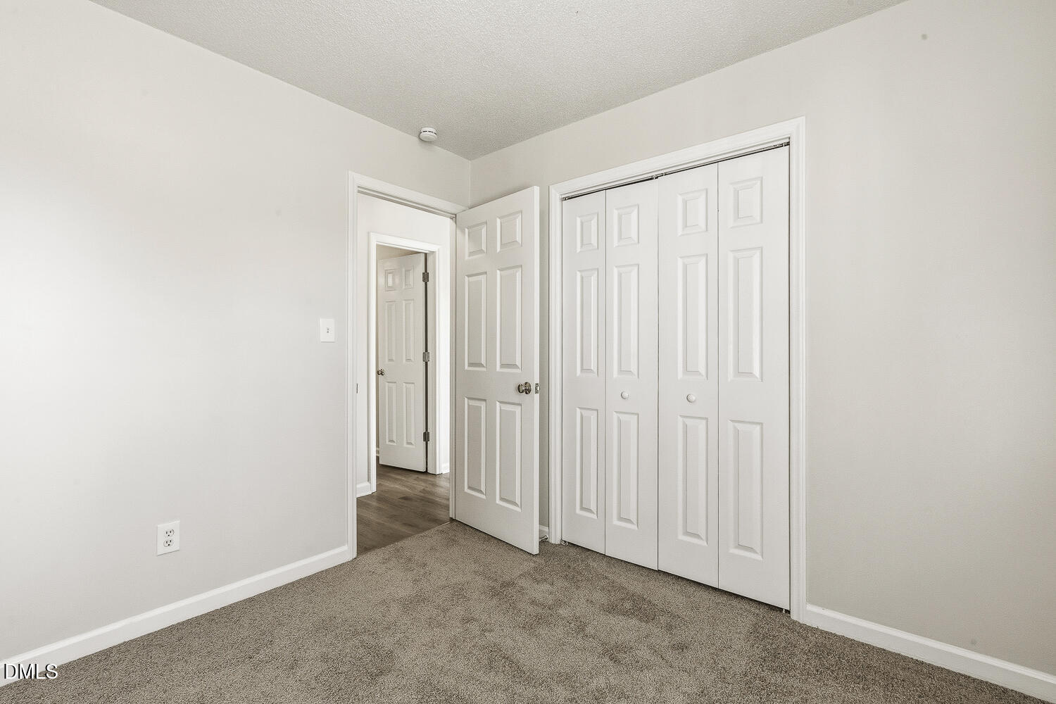 5709 Angelfish Court Raleigh, NC 27610 - Photo 25 of 35 025