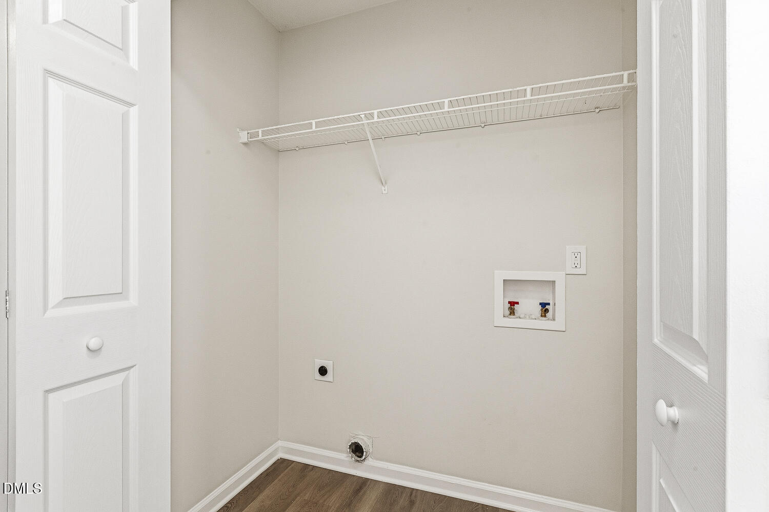 5709 Angelfish Court Raleigh, NC 27610 - Photo 27 of 35 027