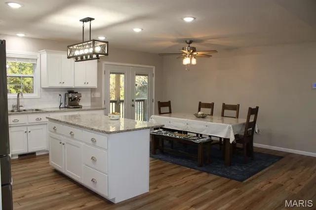 $285,000 | 1520 Fairfield Road, Lebanon, MO 65536