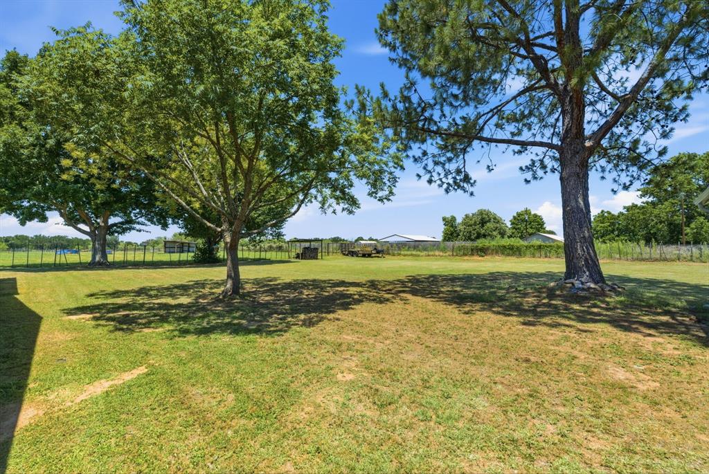 1198 Poe Prairie Road Millsap, TX 76066 - Photo 28 of 35