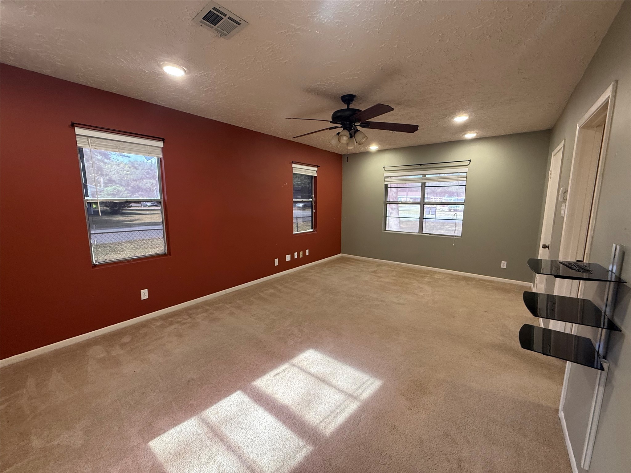 1633 Jones Street Rosenberg, TX 77471 - Photo 17 of 19 Bedroom 4