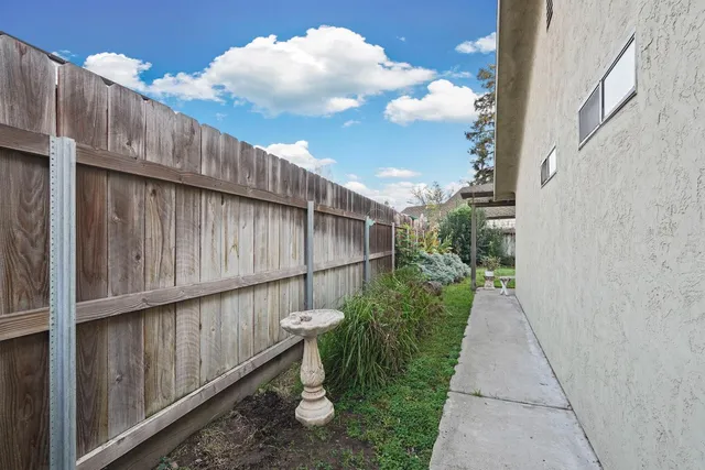 $504,000 | 1754 Lakeshore Drive, Lodi, CA 95242