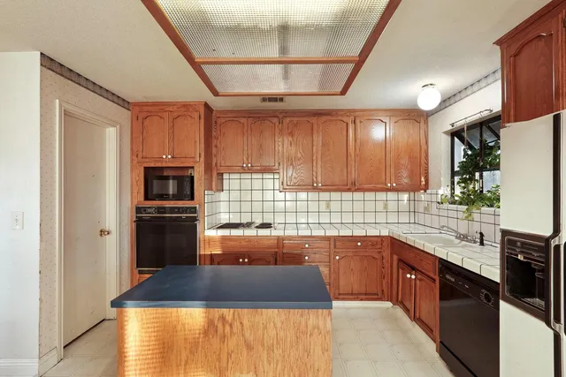 $504,000 | 1754 Lakeshore Drive, Lodi, CA 95242