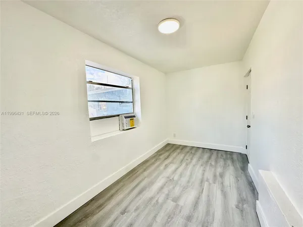 $1,250 | 5903 Southwest 26th Terrace, Unit 2 2, West Park, FL 33023