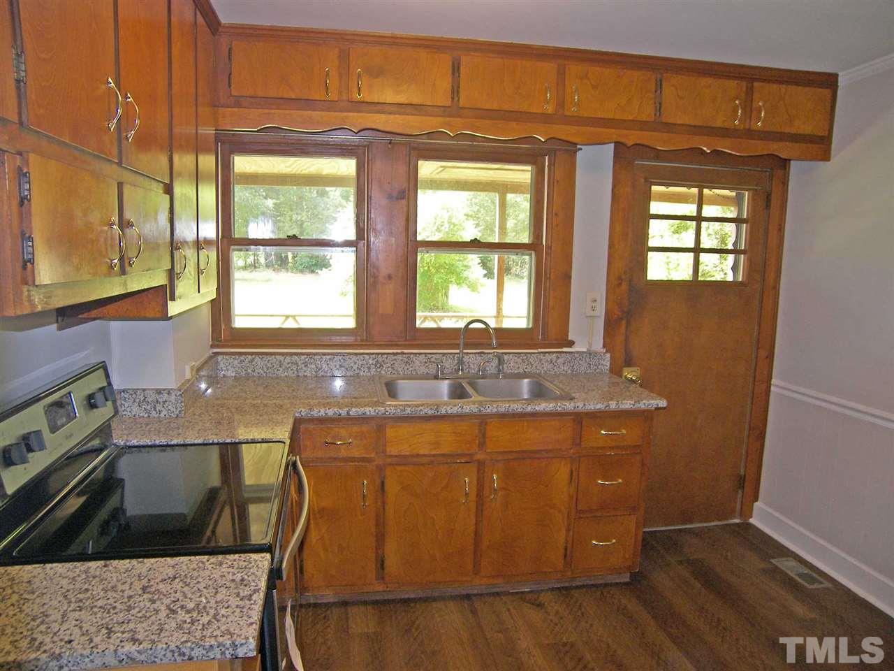 1112 Thompson Road Durham, NC 27704 - Photo 9 of 17 Gallery Image 9