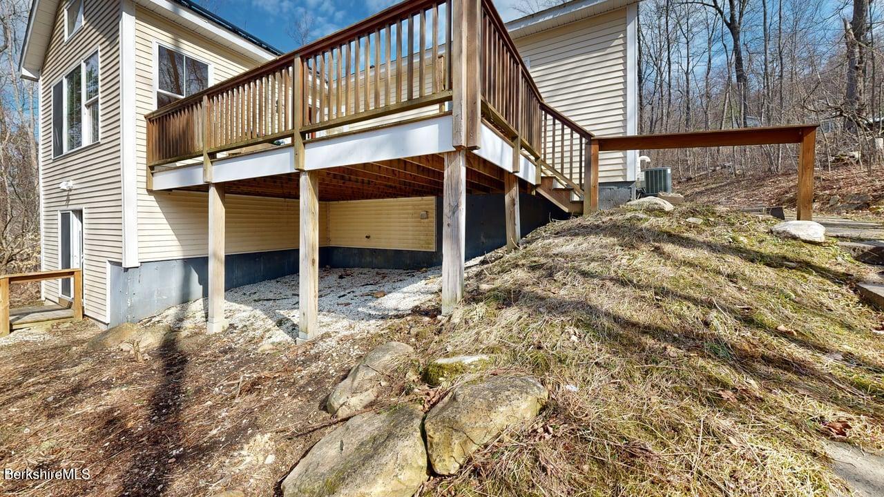 367 Notch Road North Adams, MA 01247 - Photo 37 of 42 Deck