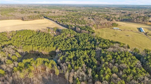 $79,900 | 27 Highway 24, Eagle Springs, NC 27242