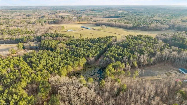 $79,900 | 27 Highway 24, Eagle Springs, NC 27242