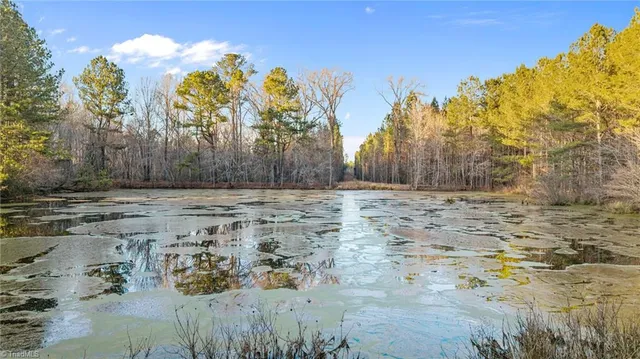 $79,900 | 27 Highway 24, Eagle Springs, NC 27242