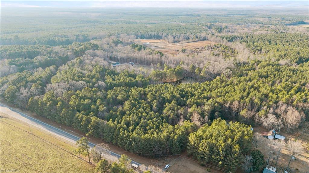 27 Highway 24 Eagle Springs, NC 27242 - Photo 5 of 19