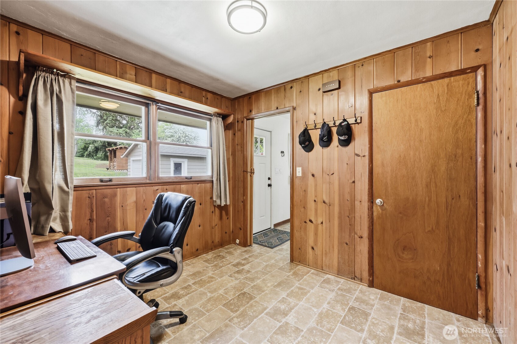 23932 Jefferson Point Road Northeast Kingston, WA 98346 - Photo 27 of 40 Gallery Image 27