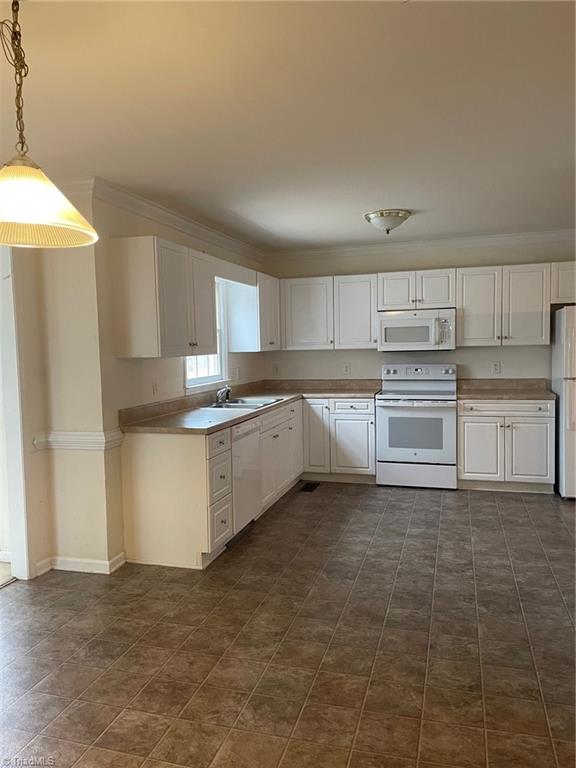7072 Bridgewood Road Clemmons, NC 27012 - Photo 8 of 18 Gallery Image 8