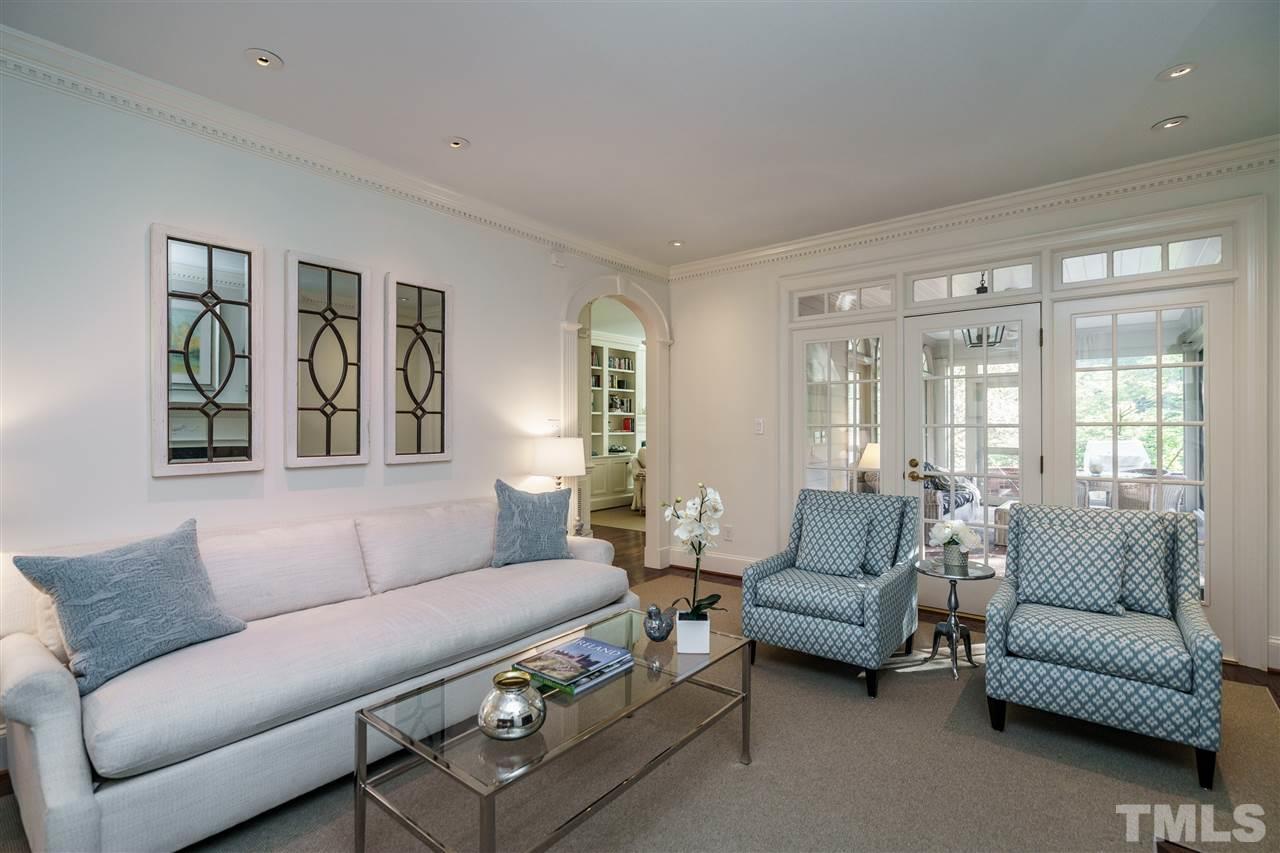 1810 Chester Road Raleigh, NC 27608 - Photo 4 of 30