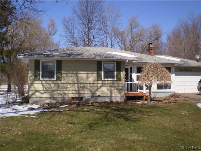 1197 Swann Road Lewiston, NY 14174 - Photo 1 of 1 Exterior Front