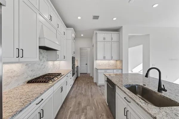 $5,900 | 19111 Fox Lndg Place, Lakewood Ranch, FL 34211